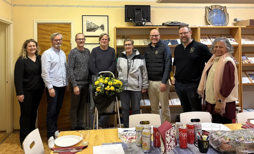 Delar av styrelsen och Bredablick representanter på Brf Lundagården i Malmö.