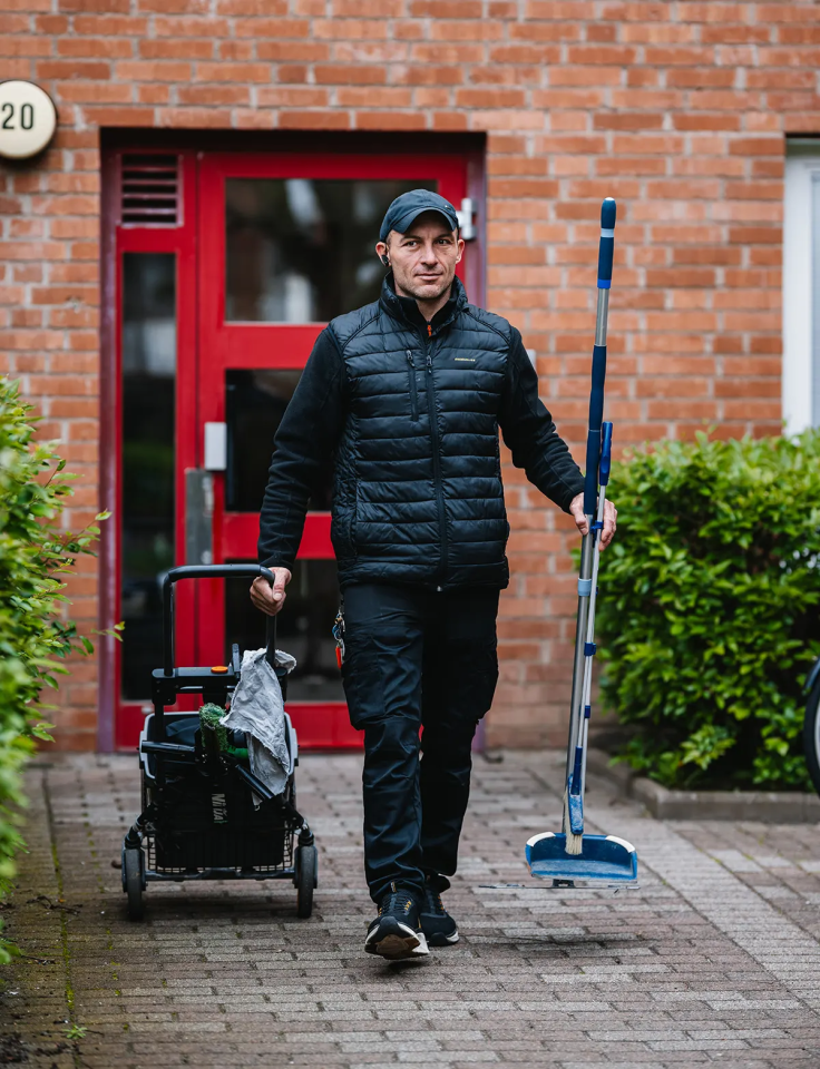 Lokalvårdare Ahmel på Bredablick Förvaltning i Malmö